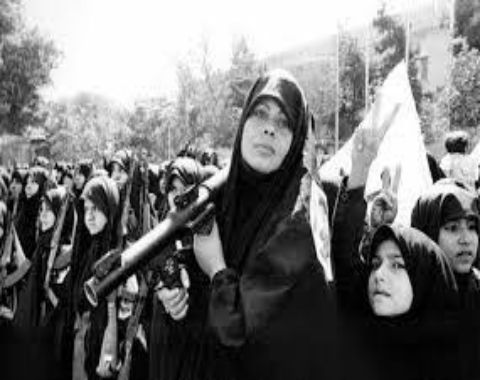 نقش زنان در انقلاب اسلامی ایران و هشت سال دفاع مقدس